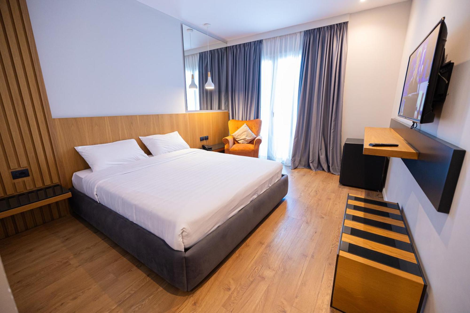 Duka Hotel Vlorë Exteriér fotografie