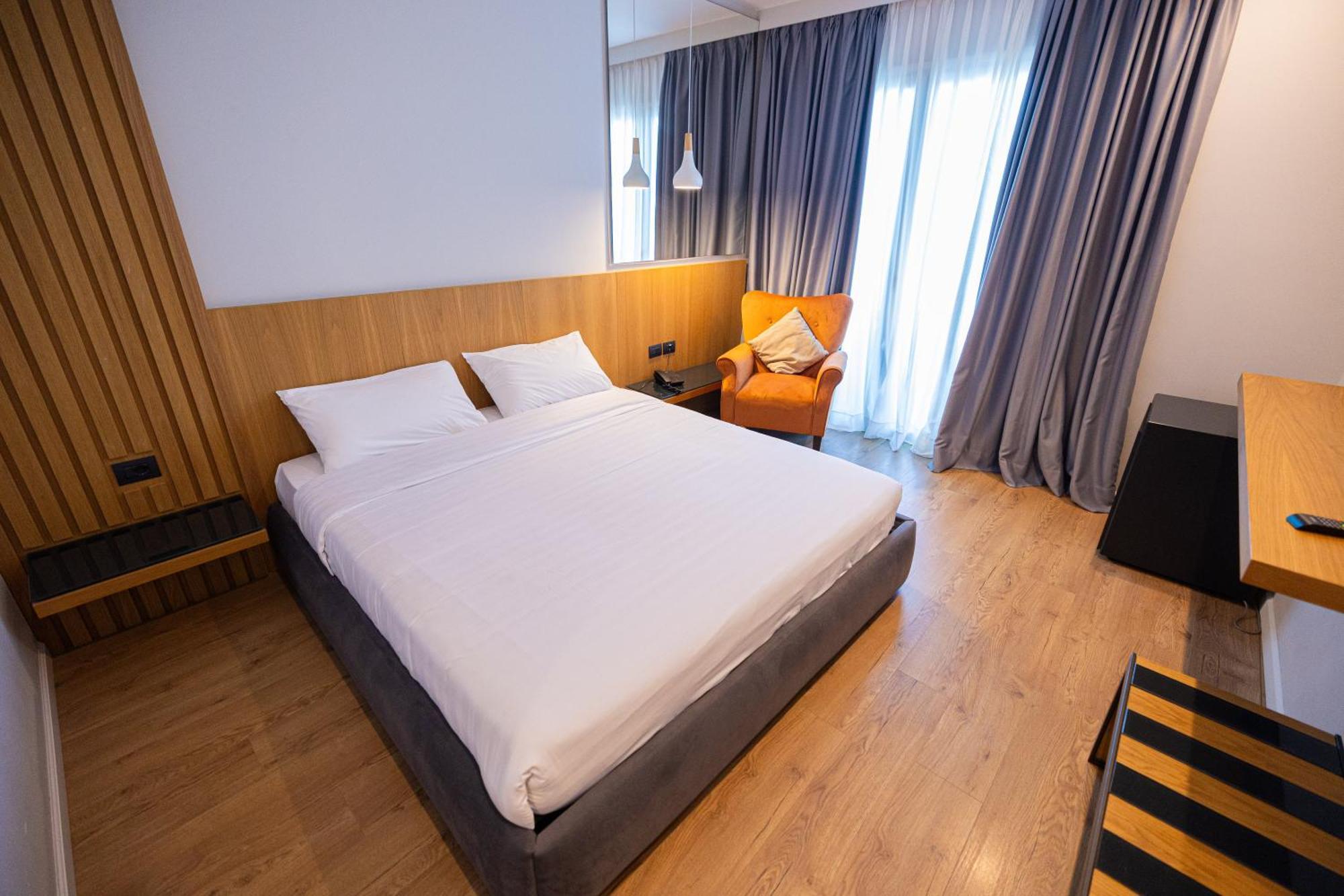 Duka Hotel Vlorë Exteriér fotografie