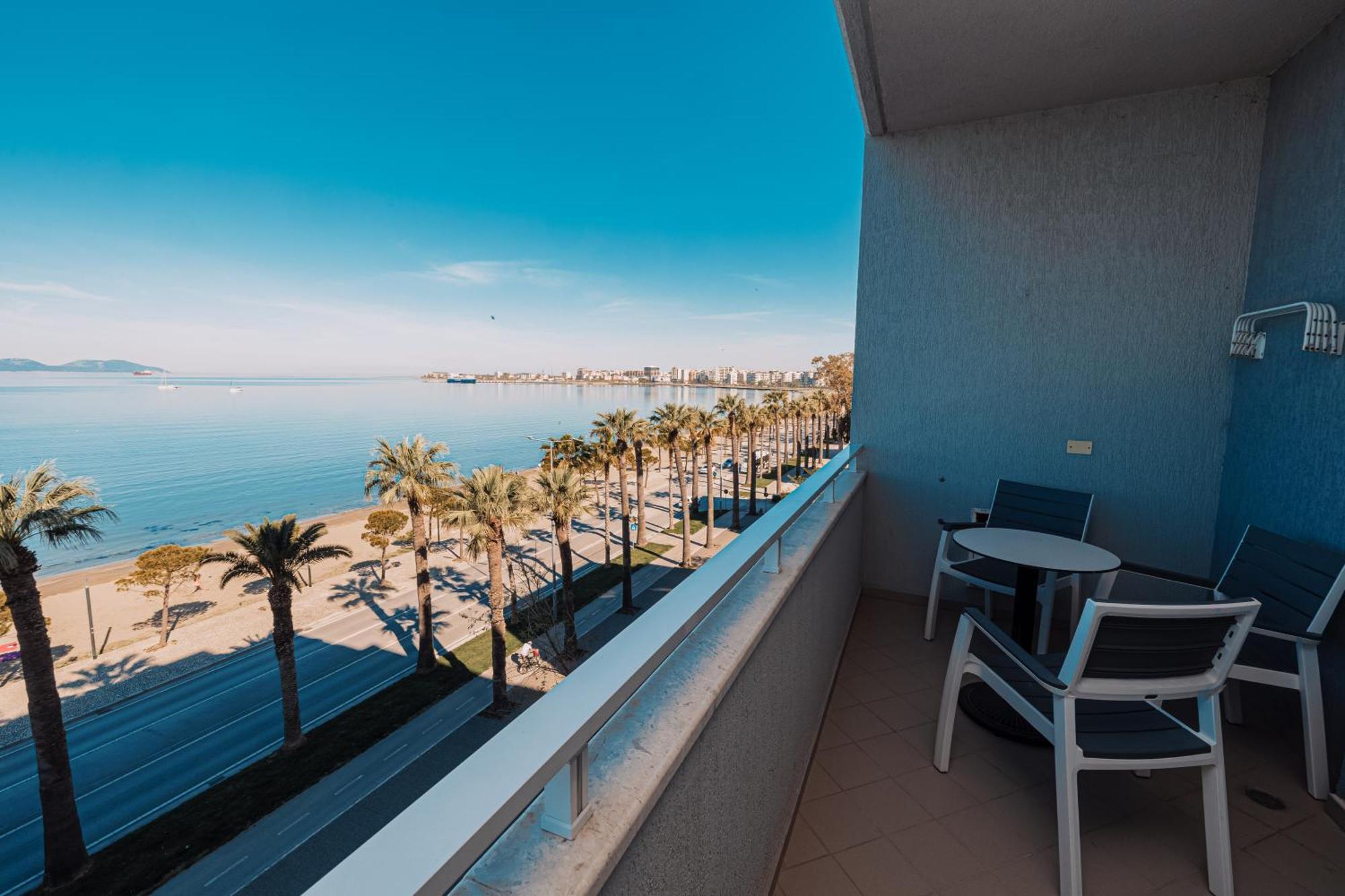 Duka Hotel Vlorë Exteriér fotografie