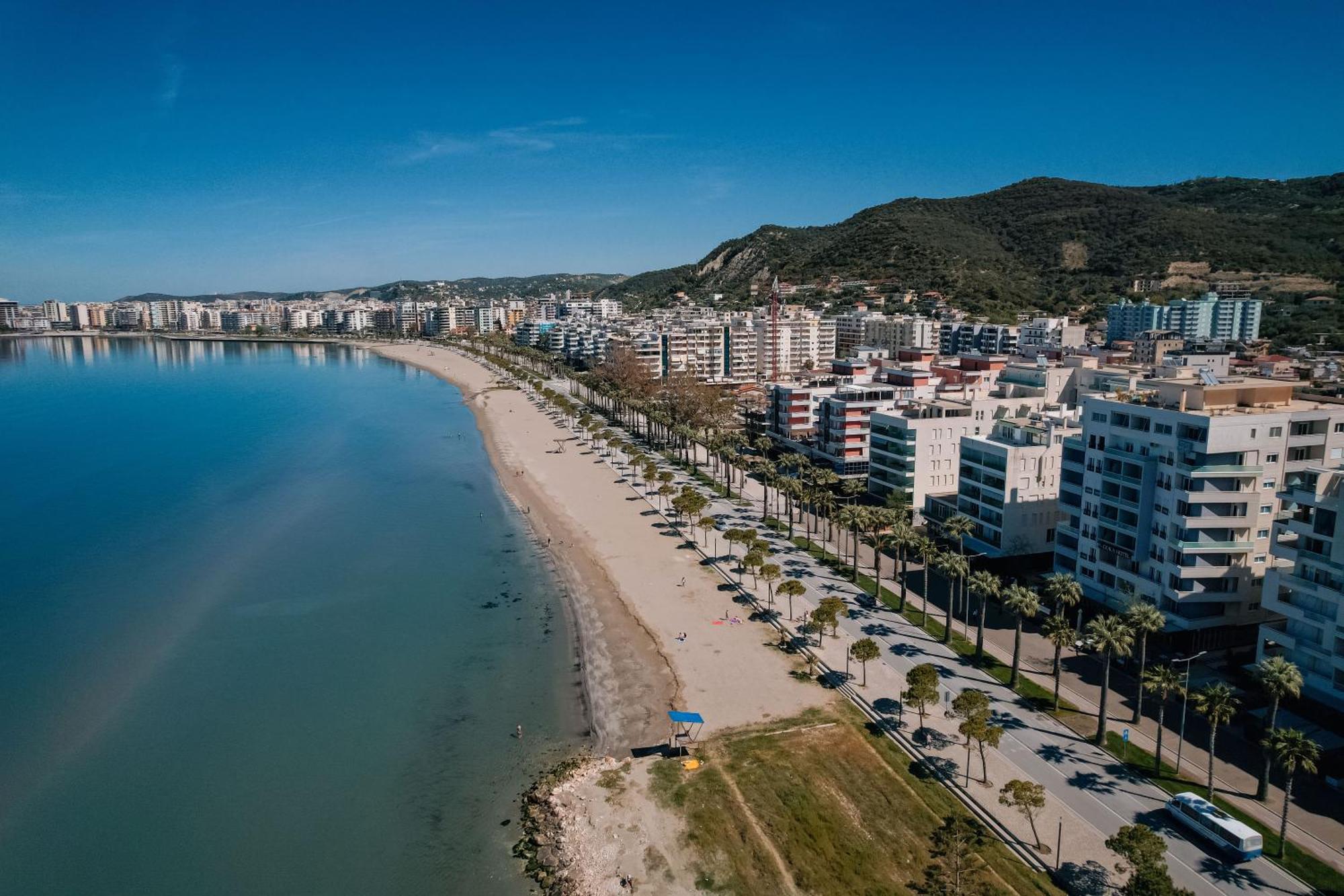 Duka Hotel Vlorë Exteriér fotografie